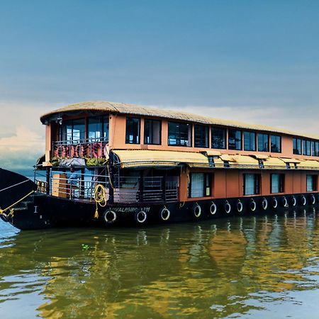 ホテル Harmony Houseboats アーラップーザ県 エクステリア 写真
