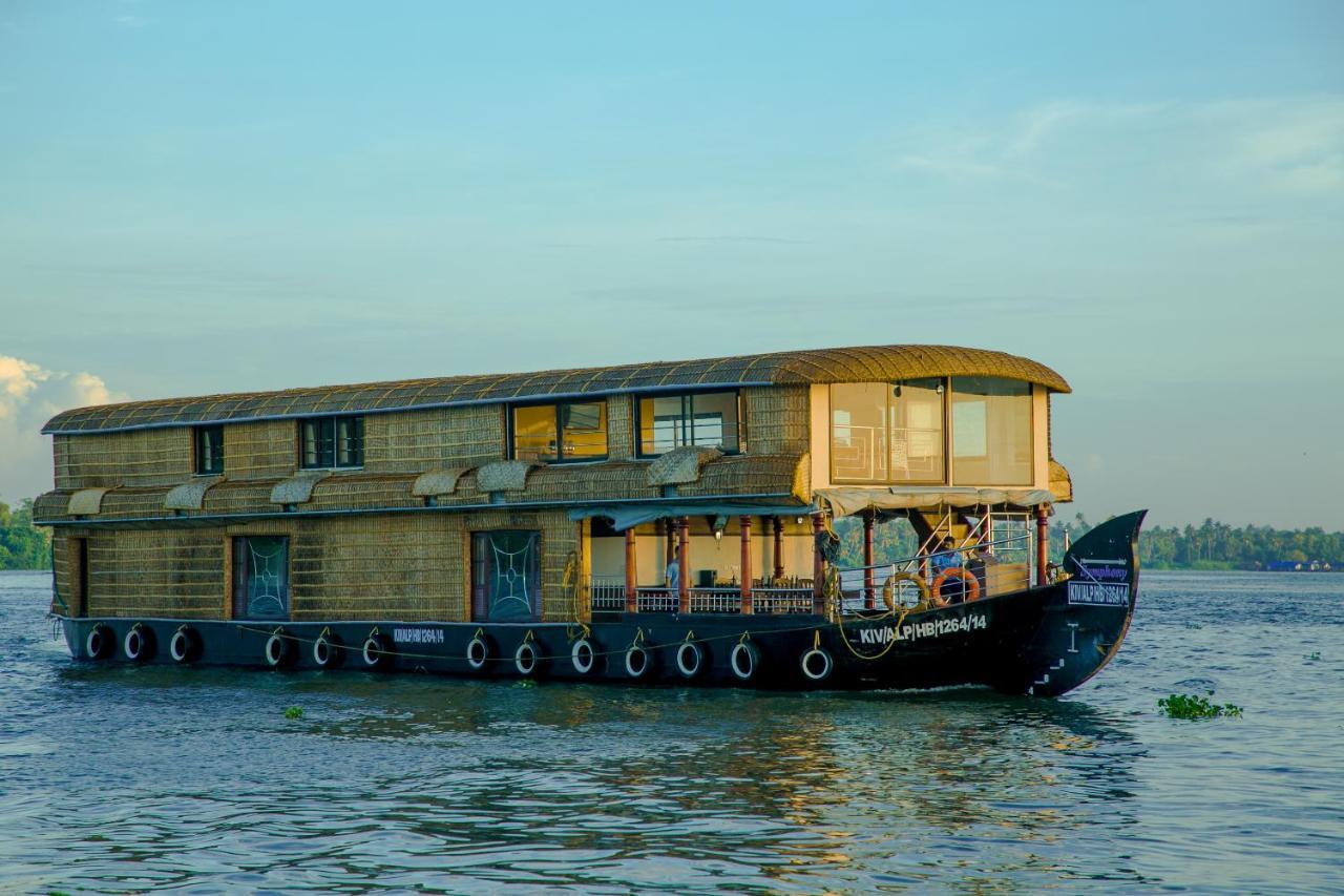 ホテル Harmony Houseboats アーラップーザ県 エクステリア 写真